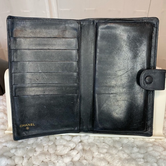 Chanel Caviar Leather Black Wallet - Picture 4 of 13